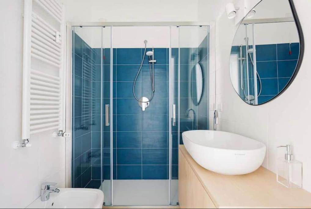 Luxury One Bedroom Corso Buenos Aires Milan Bagian luar foto